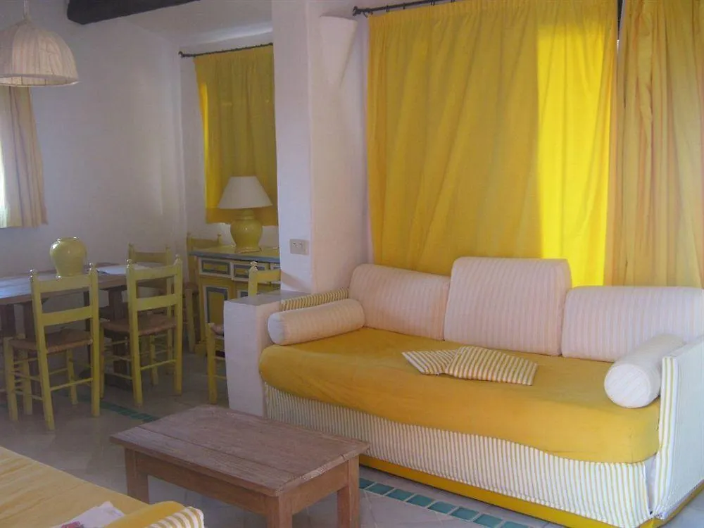 Residence I Cormorani Alti Baja Sardinia Aparthotel